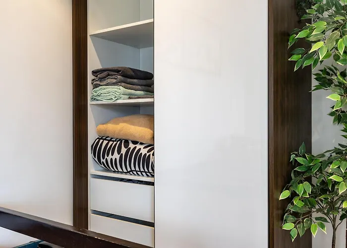 Studio For 5 At Tambuli Residences Garden View 10Th Floor Tower C By Dominik Apartment